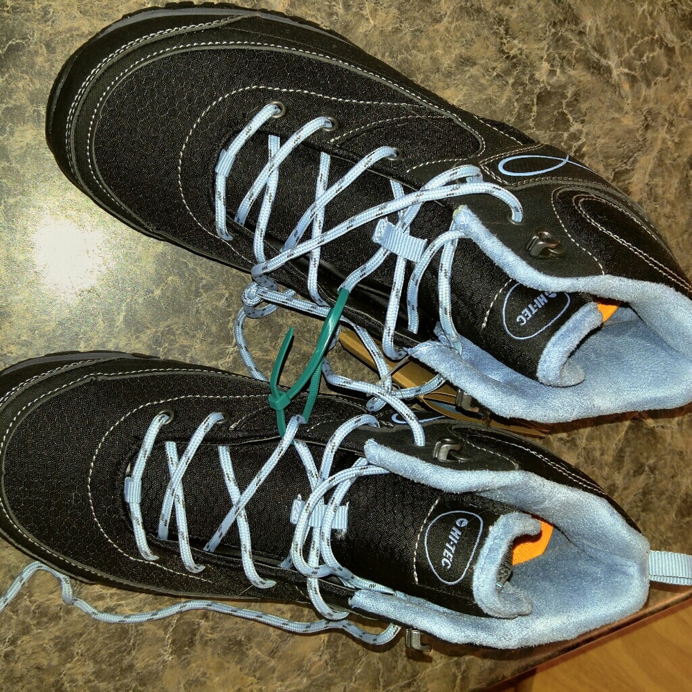 Hi-Tec Hiking Ankle Boots